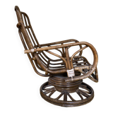 Fauteuil pivotant des années 60 en rotin
