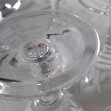 5 petits verres à pied cristal gravé