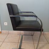 Set of 4 BRNO chairs, Mies Van Der Rohe, Knoll lot