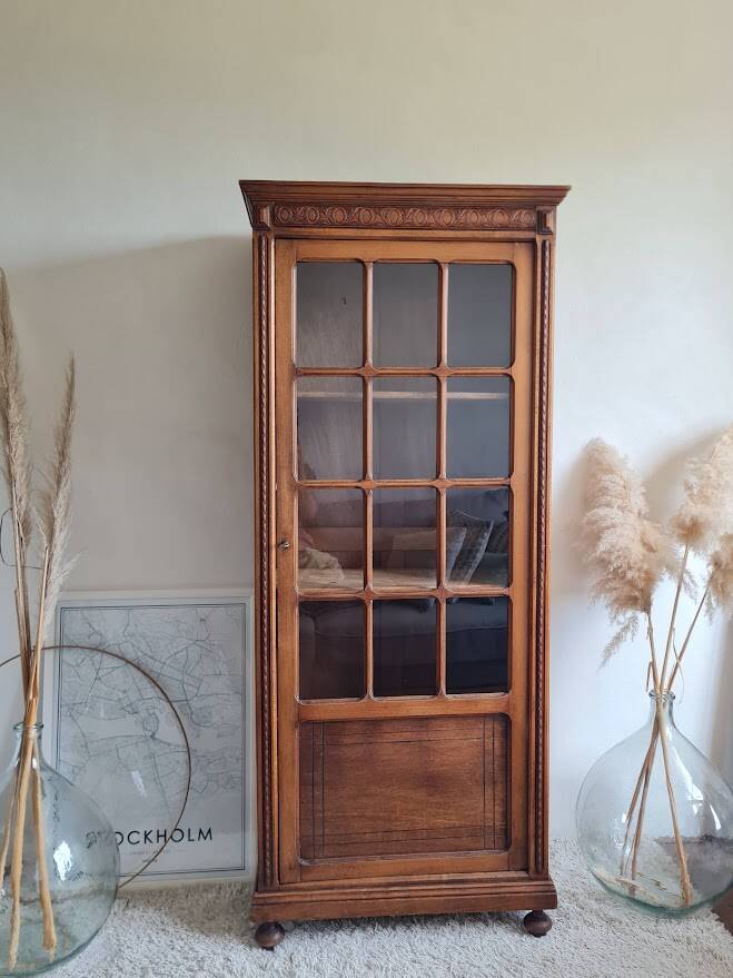 Antique Parisian glass cabinet - bonnet-maker type