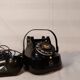 Ancien téléphone à cadran belge RTT 56B en bakélite noire