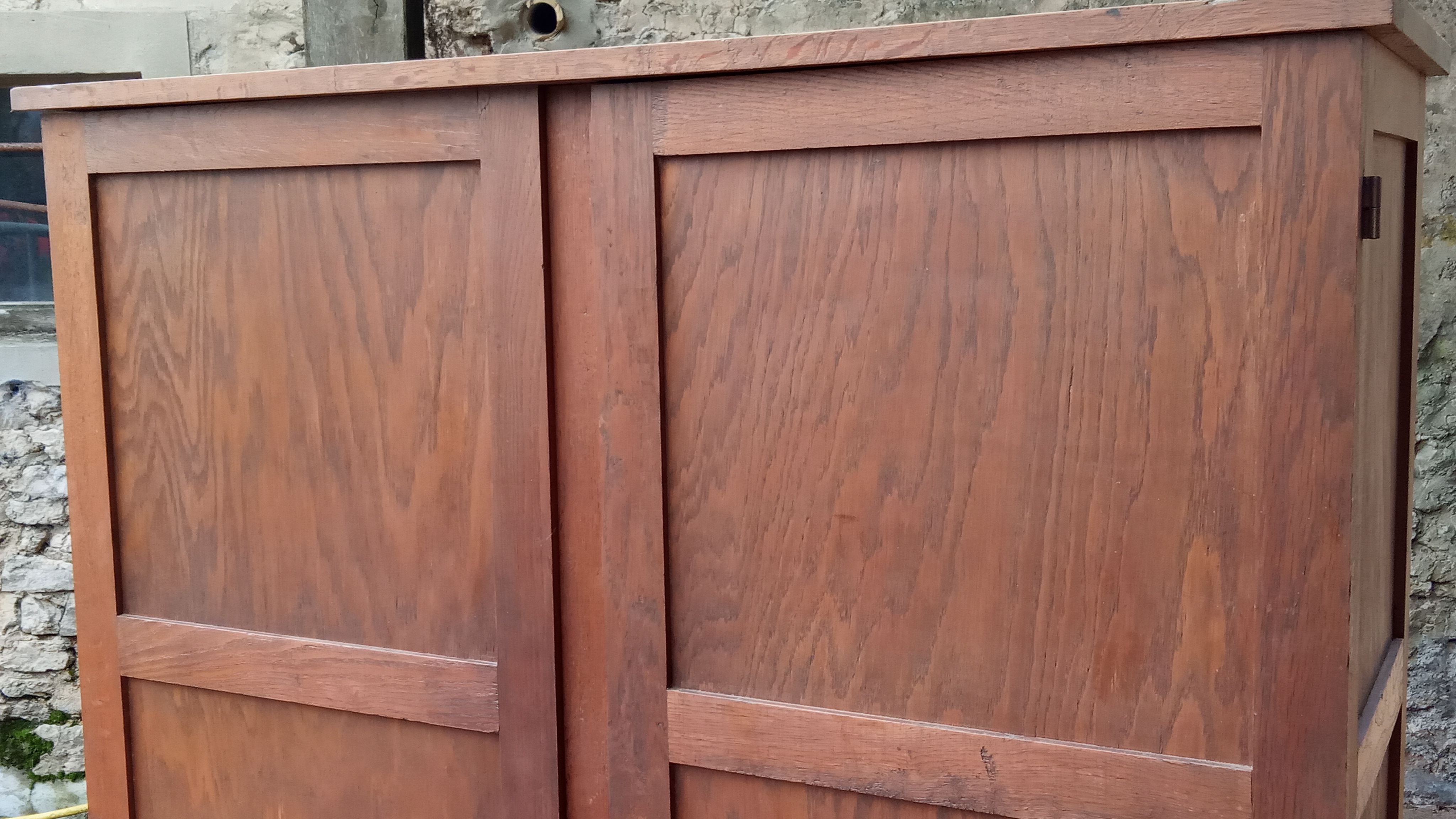 Rebuilding cabinet by René Gabriel, furniture for disaster victims
