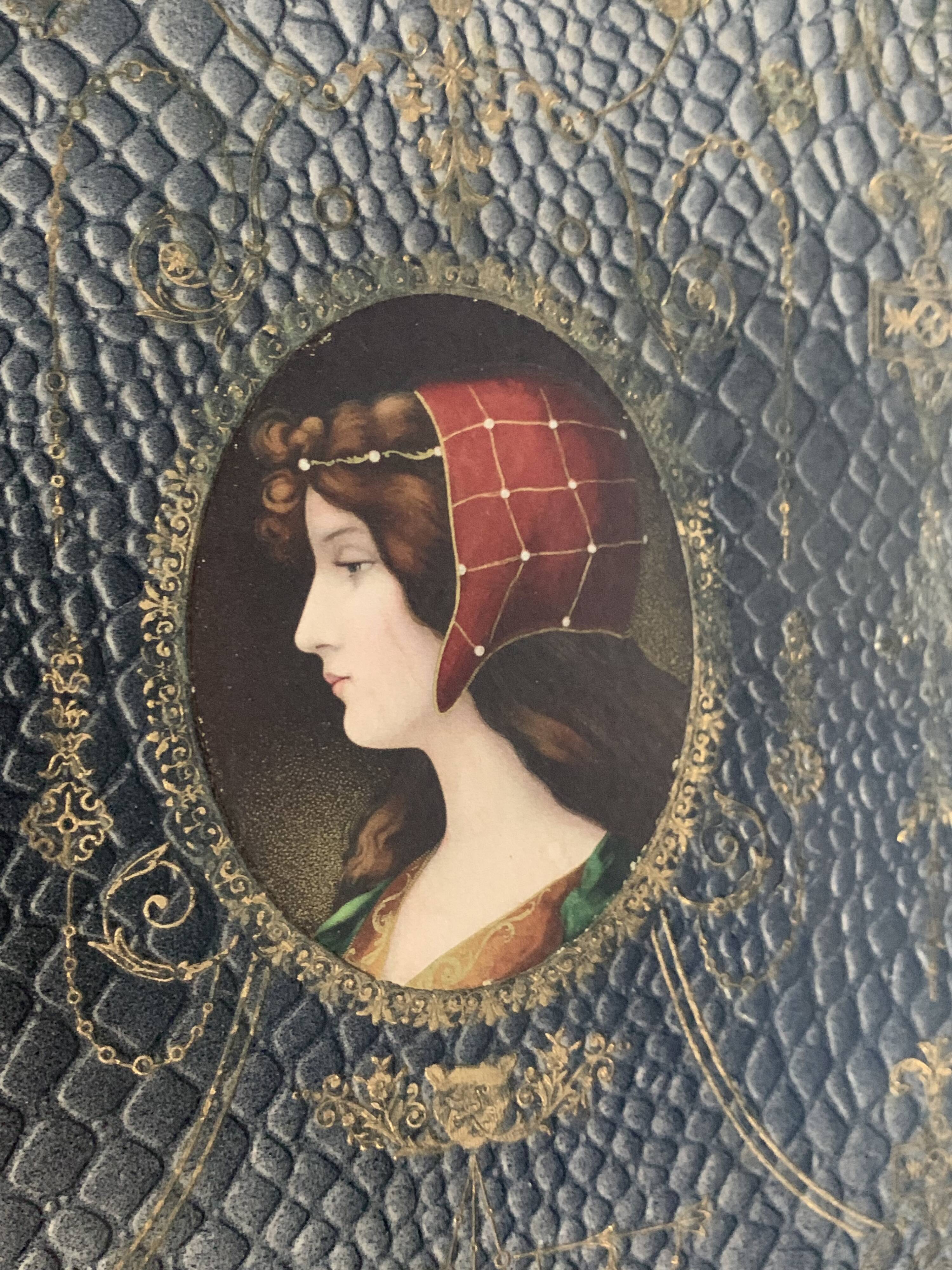 Vintage 1900 triptych mirror, golden barber woman - 27 x 67 cm