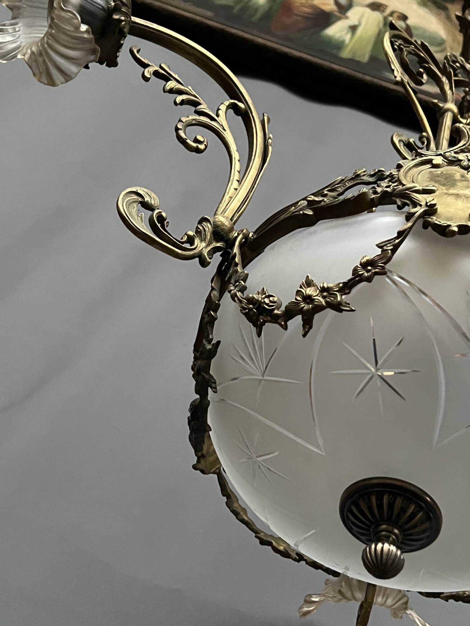 Louis XV style chandelier. Solid bronze, crystal.