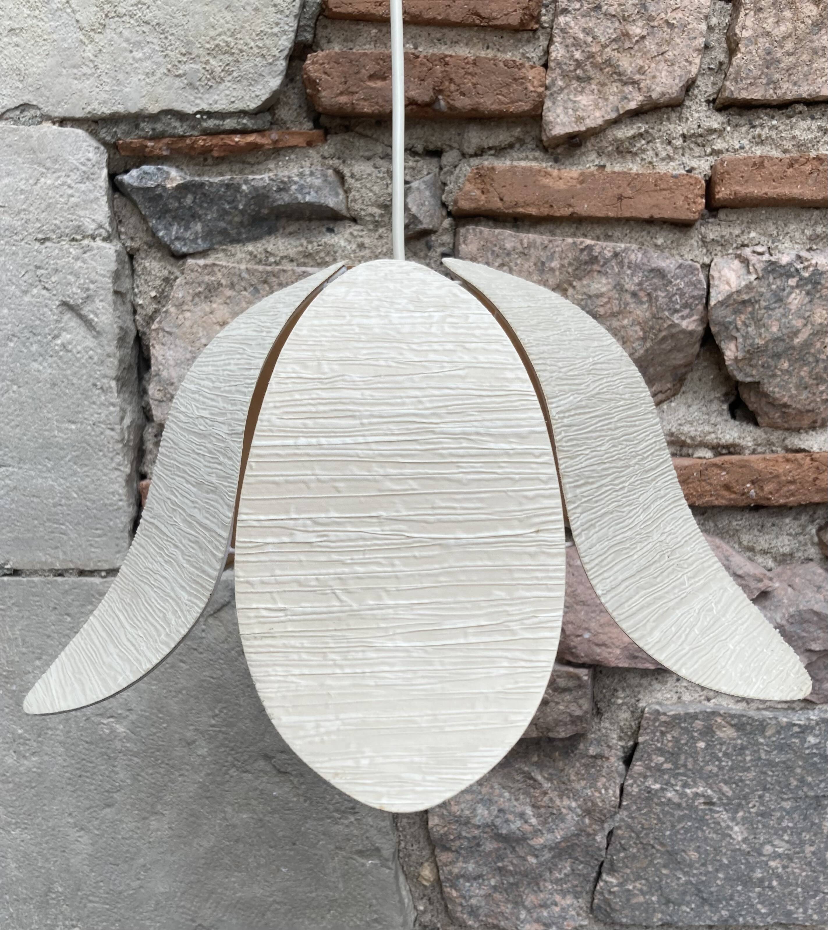 flower suspension 6 petals