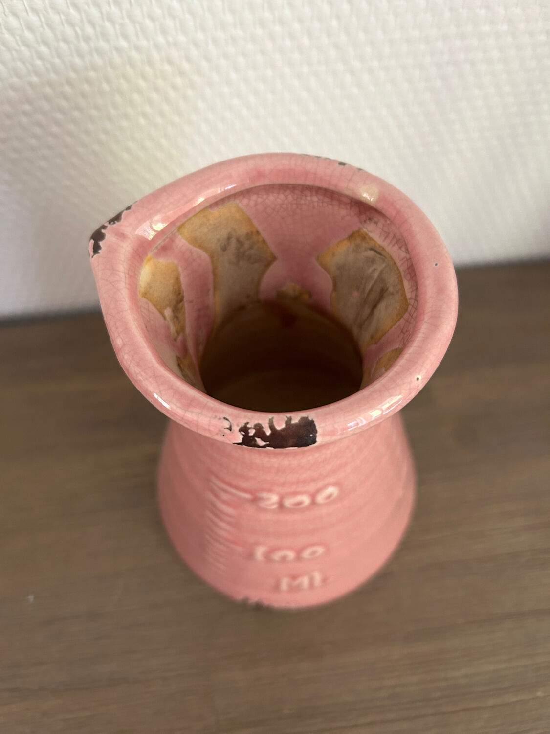 Measuring glass vase