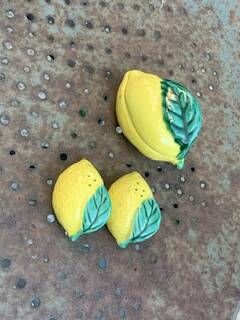 Salt and mustard pots, ceramic lemons, barbotine Vallauris.
