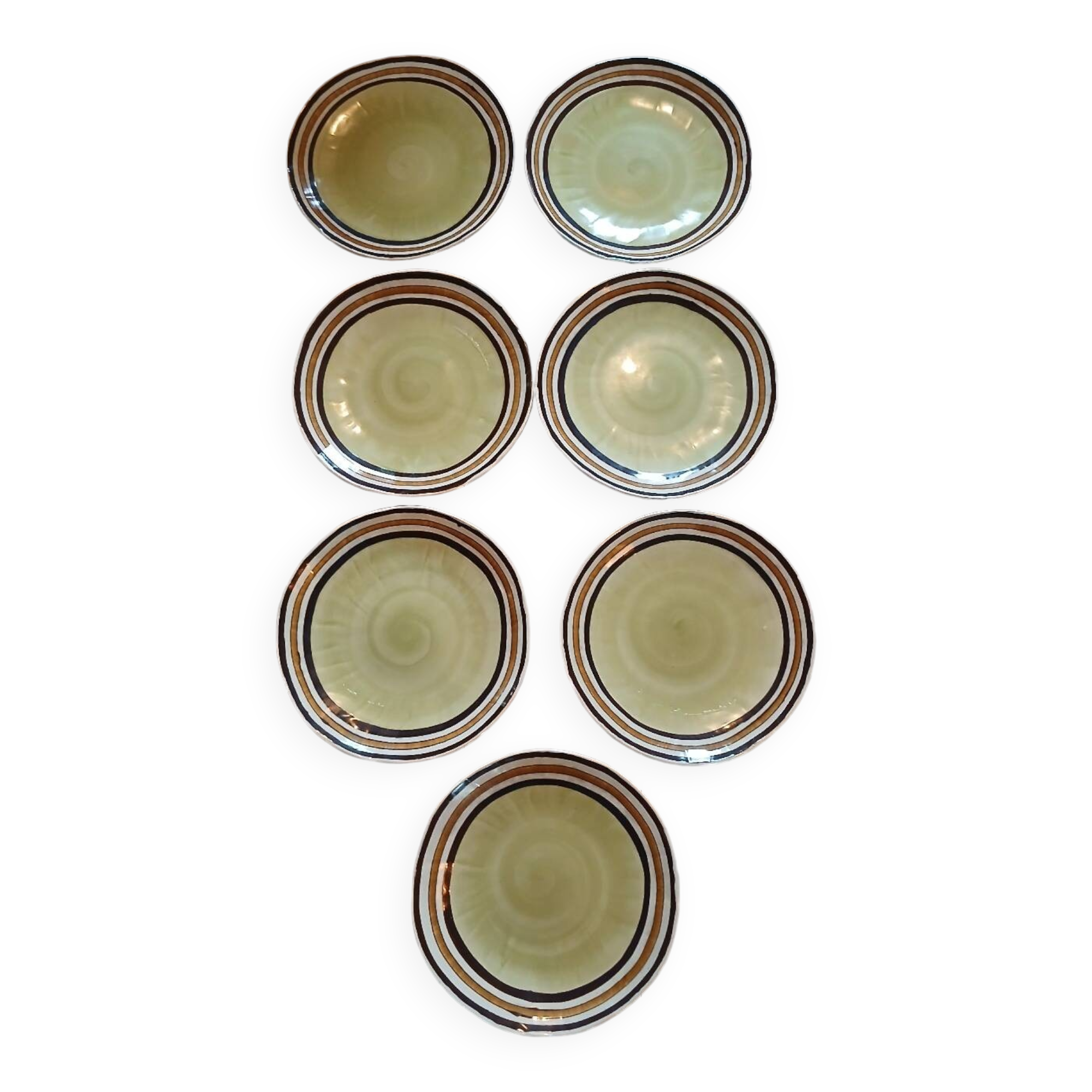 7 old stoneware flat plates