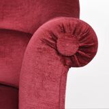 Sofa and pair of toad armchairs in red velvet.