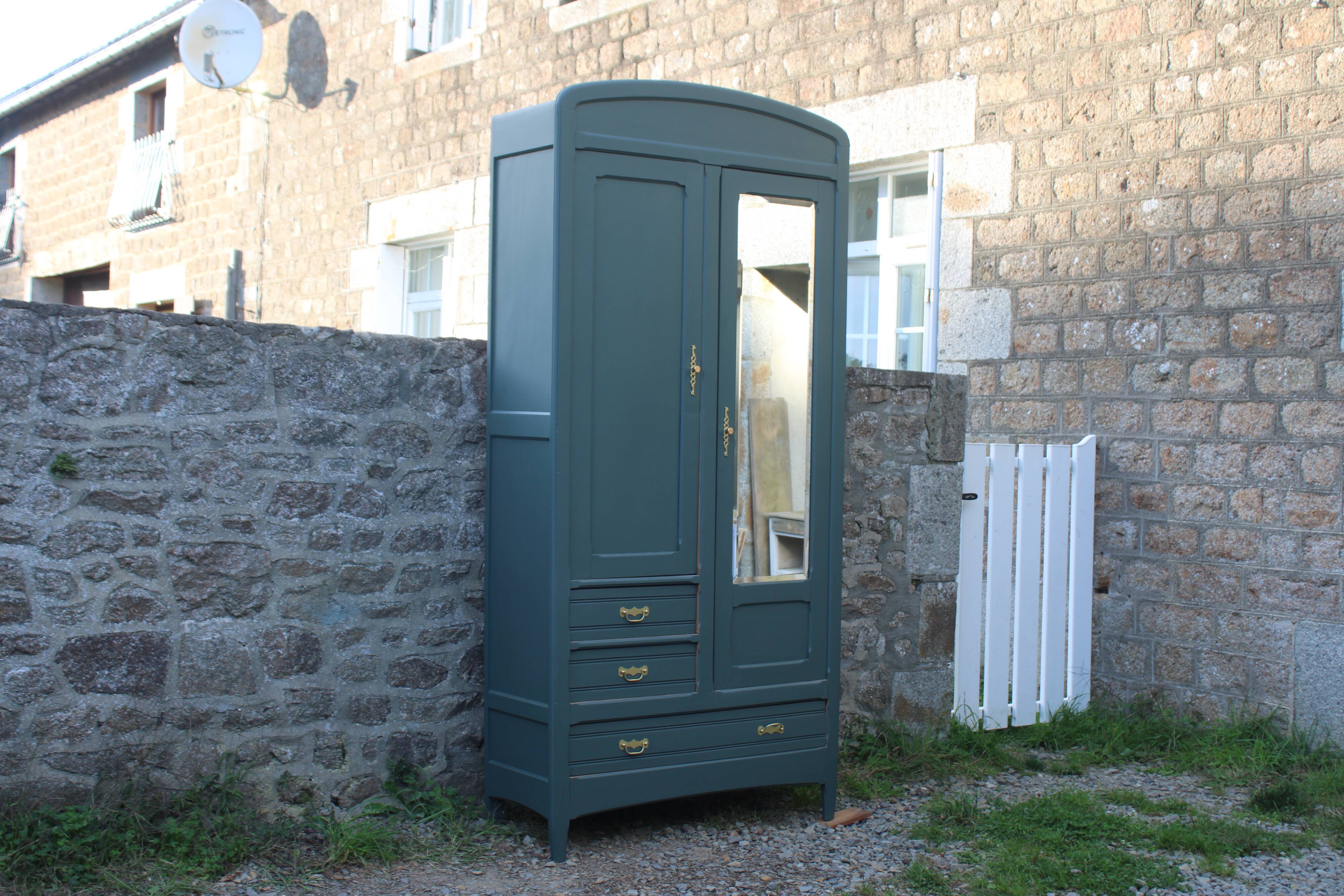 Vintage Parisian Hotel Wardrobe