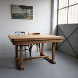 Oak extendable table