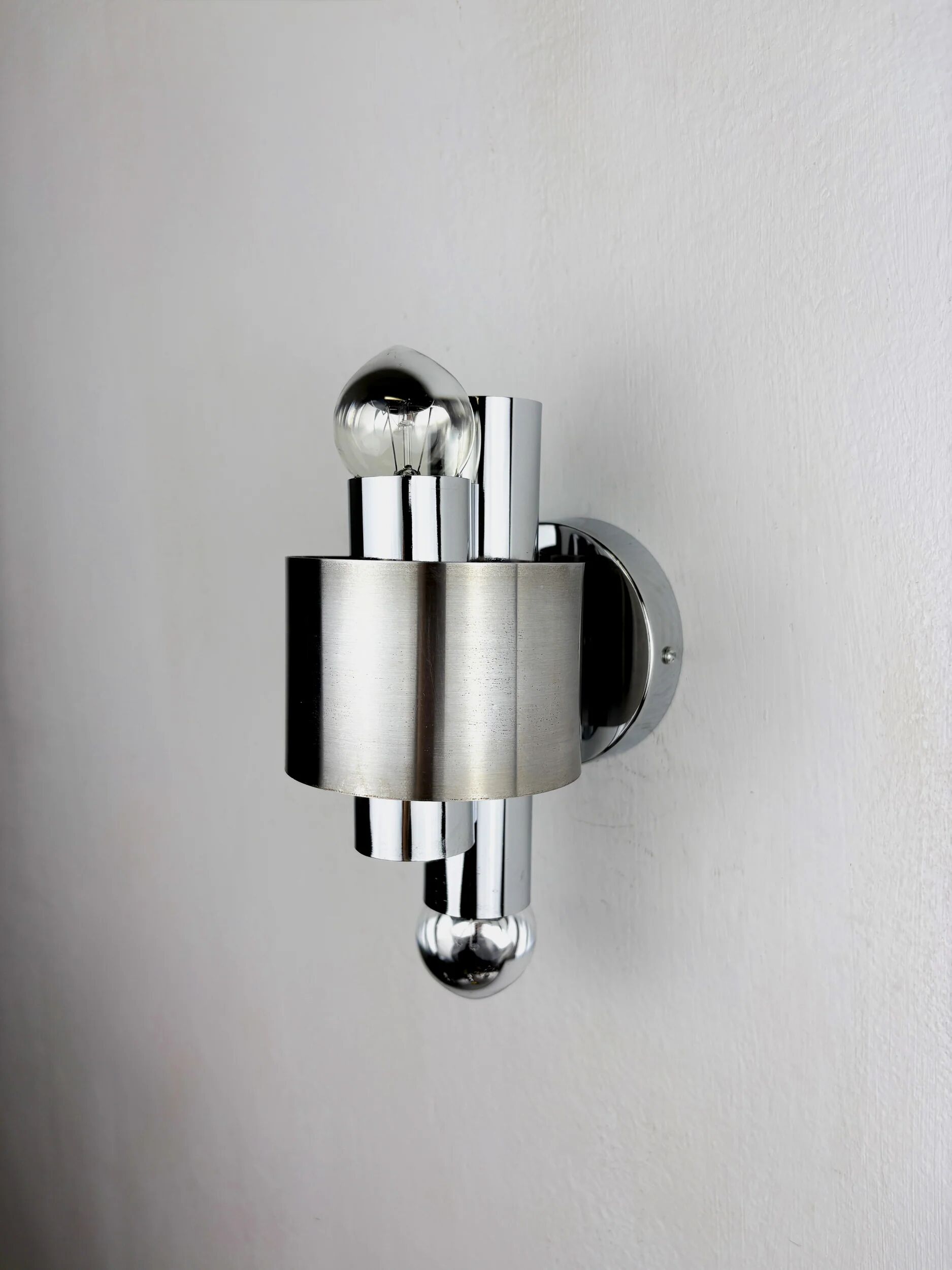 Space age 2-light wall sconce, chromed metal, Italy, 1970s