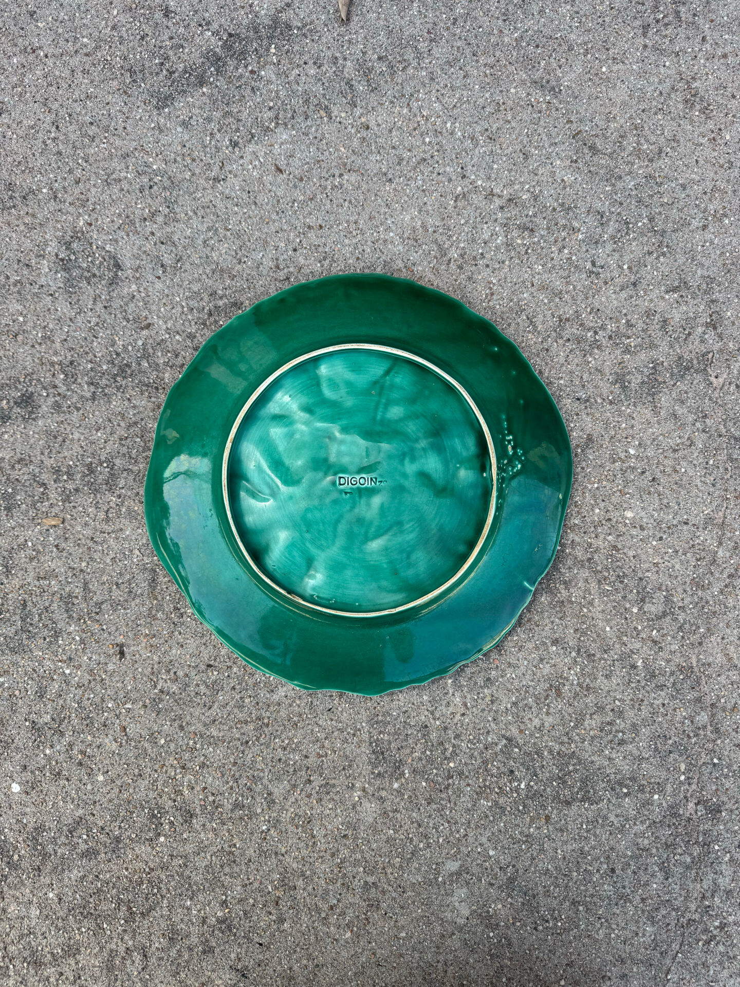 Majolica plate with vine leaves, old Digoin.