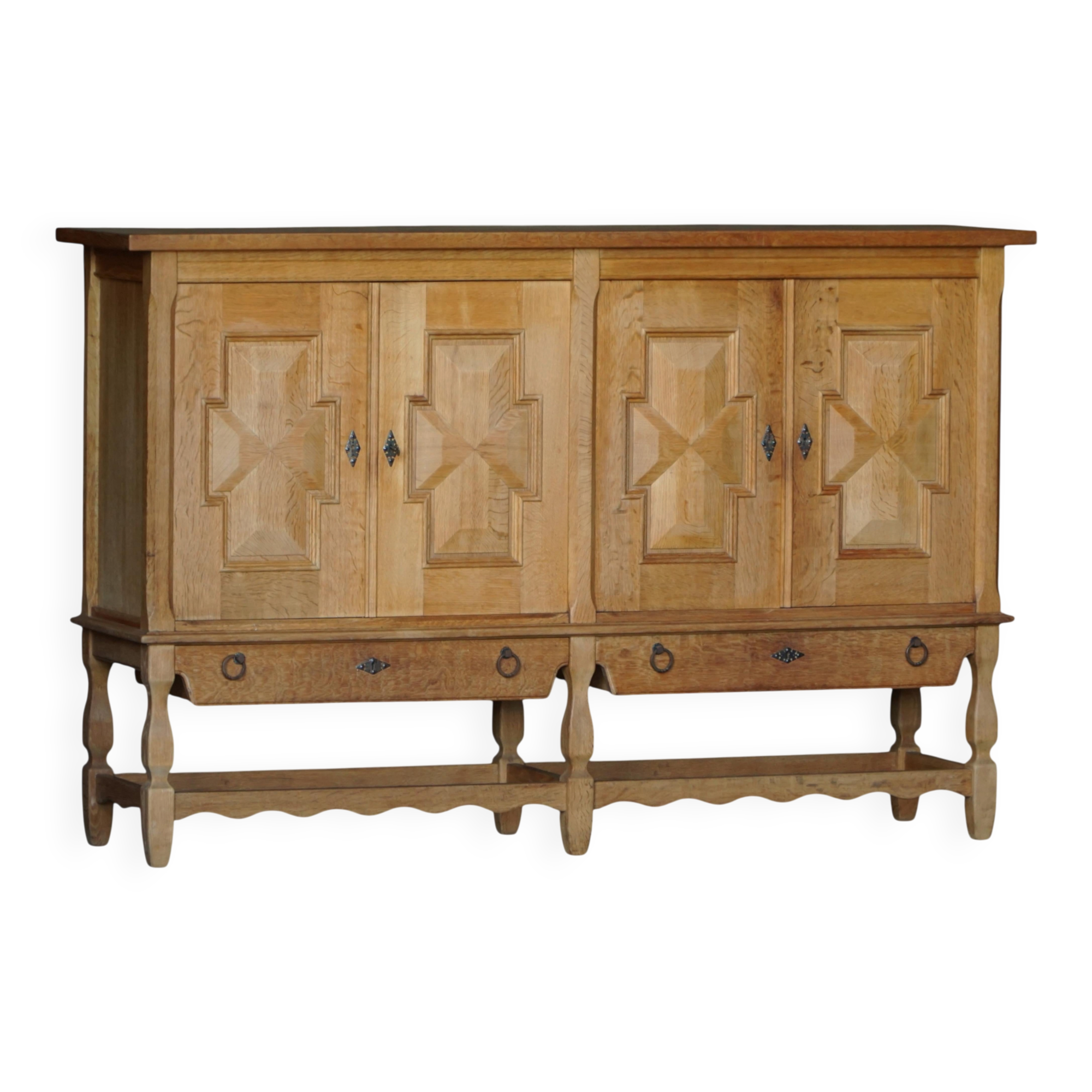 Henning Kjærnulf, buffet in oak, mid-century Danish, Nyrup Møbelfabrik, 1960s
