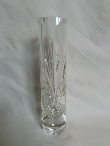 Vase soliflore en verre ou cristal taillé