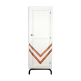 Boarding closet