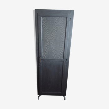 Armoire vintage