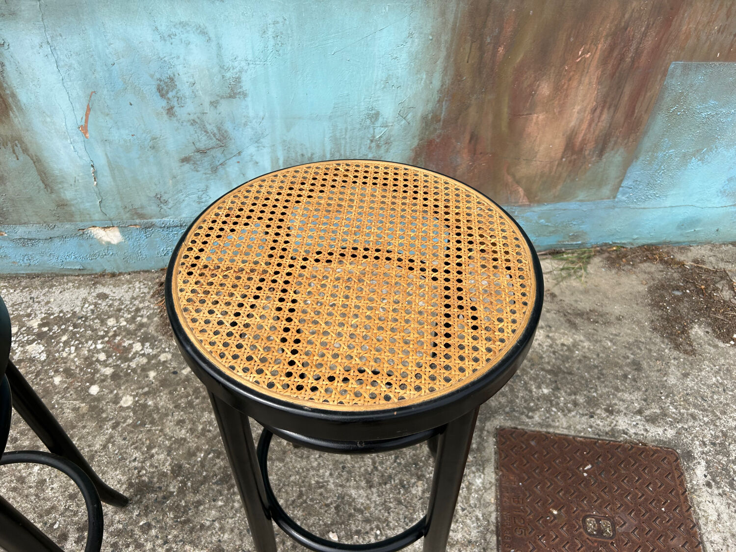 High rattan bar stools