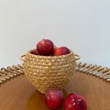 Artisanal basket made of natural fibers