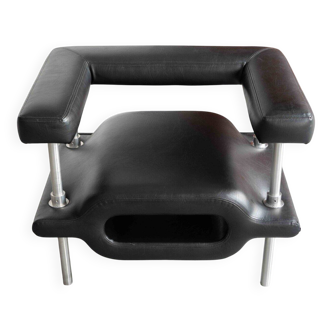 ‘Magazine’ easy chair by Michael Young