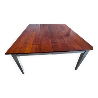 Table 140x140 dessus merisier  et pieds chêne gris