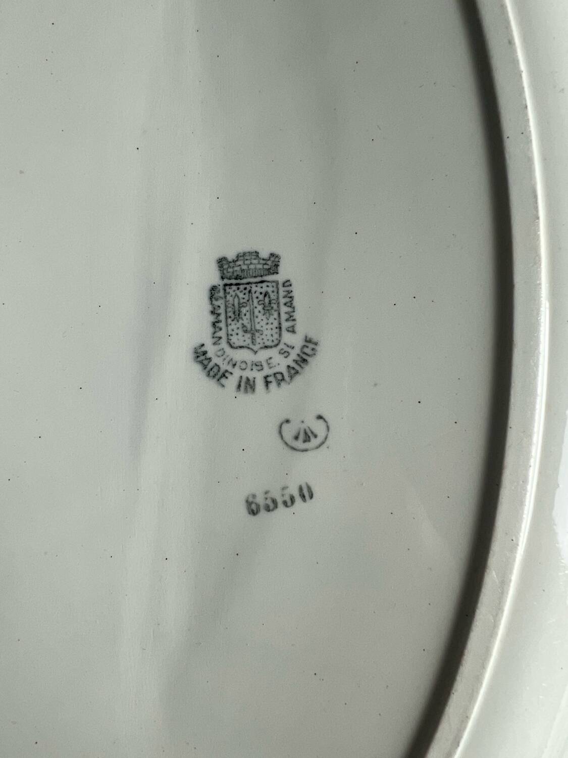 Large oval presentation platter St Amand