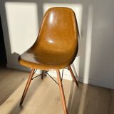 Lot of 6 Eames chairs from the 60s (4 colours) genuine fibreglass + new legs.