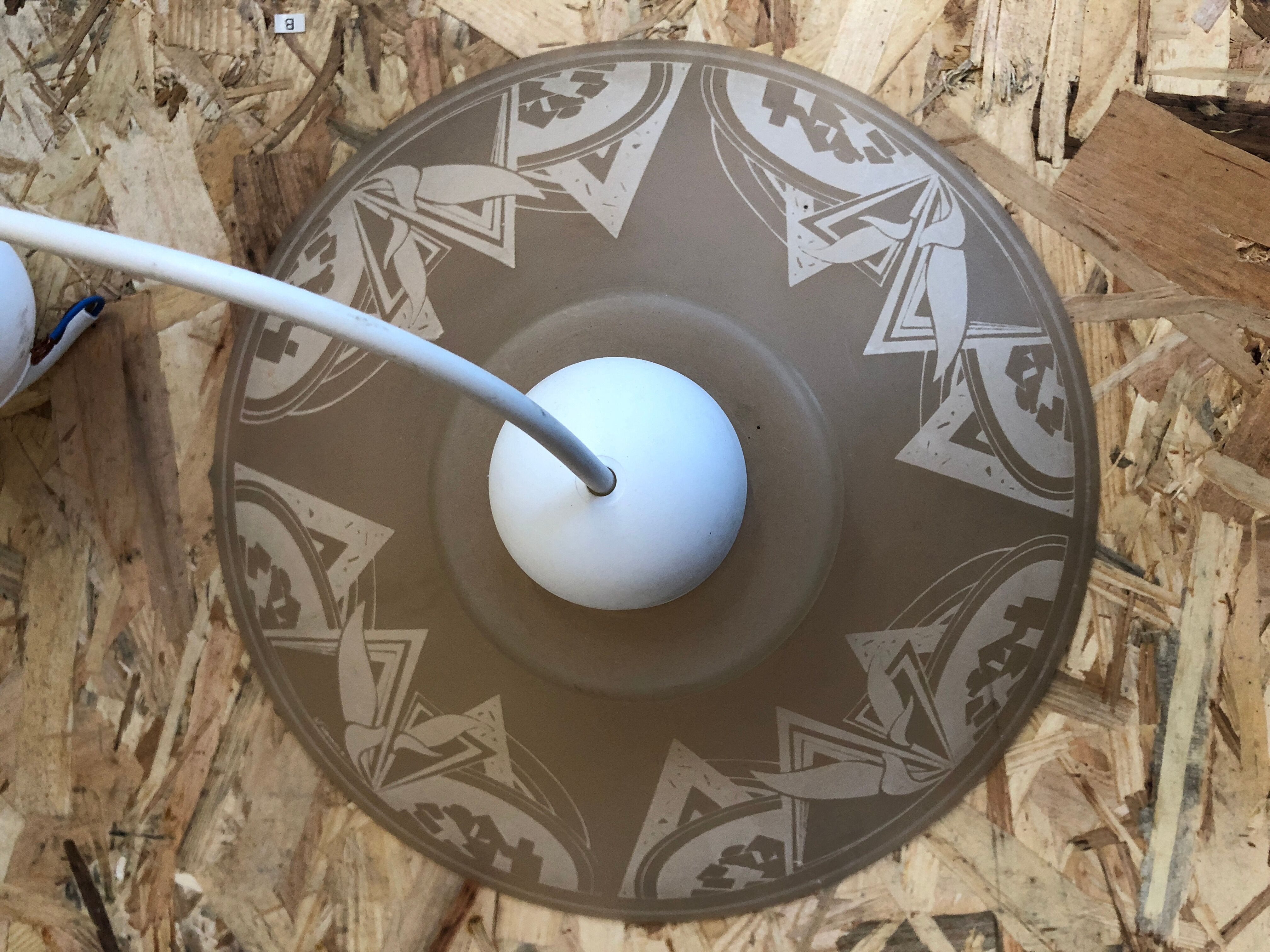 Old pair suspension vianne molded glass + decor + vintage white thread