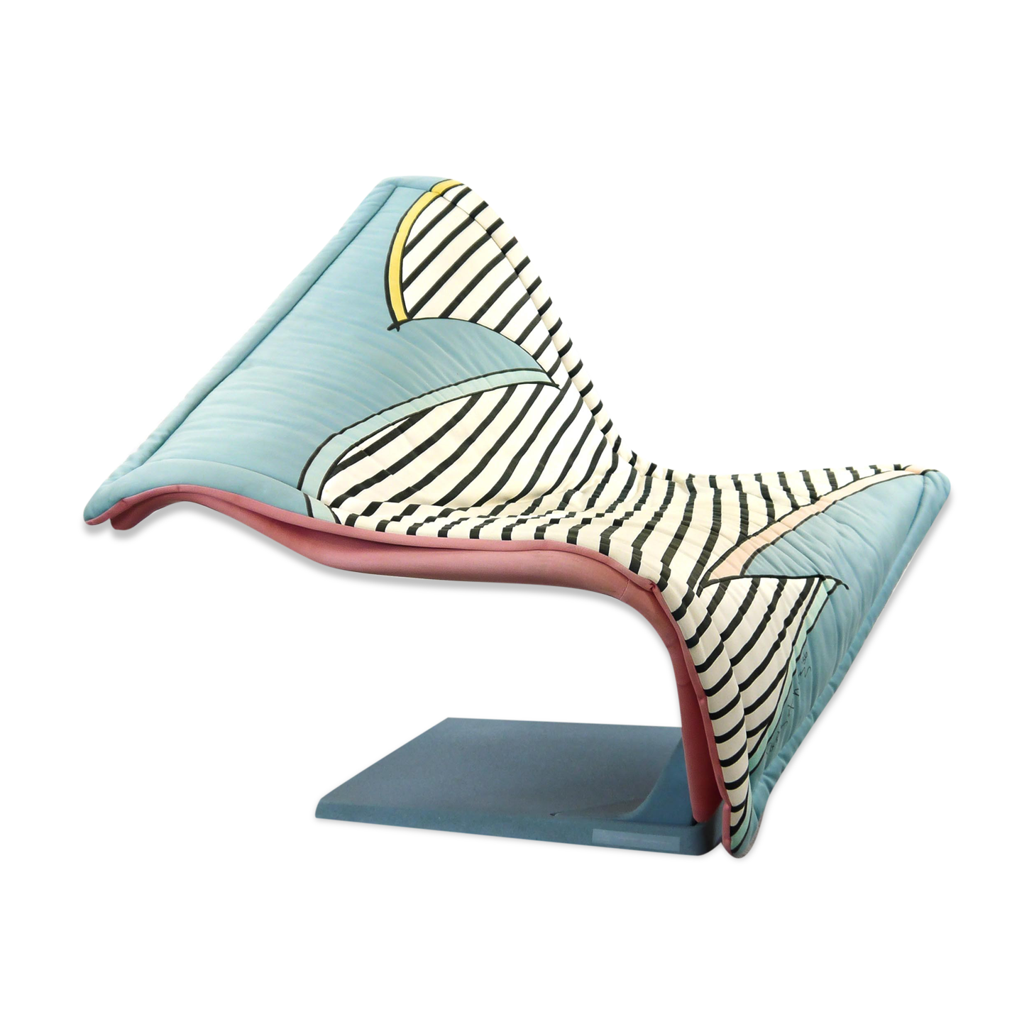 Postmodern "Flying Carpet" Memphis Lounge Chair by simon Desanta for Rosenthal