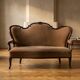Sofa en bois vintage orné avec cadre décoratif sculpté et tapisserie marron, 175 × 114 × 80 cm
