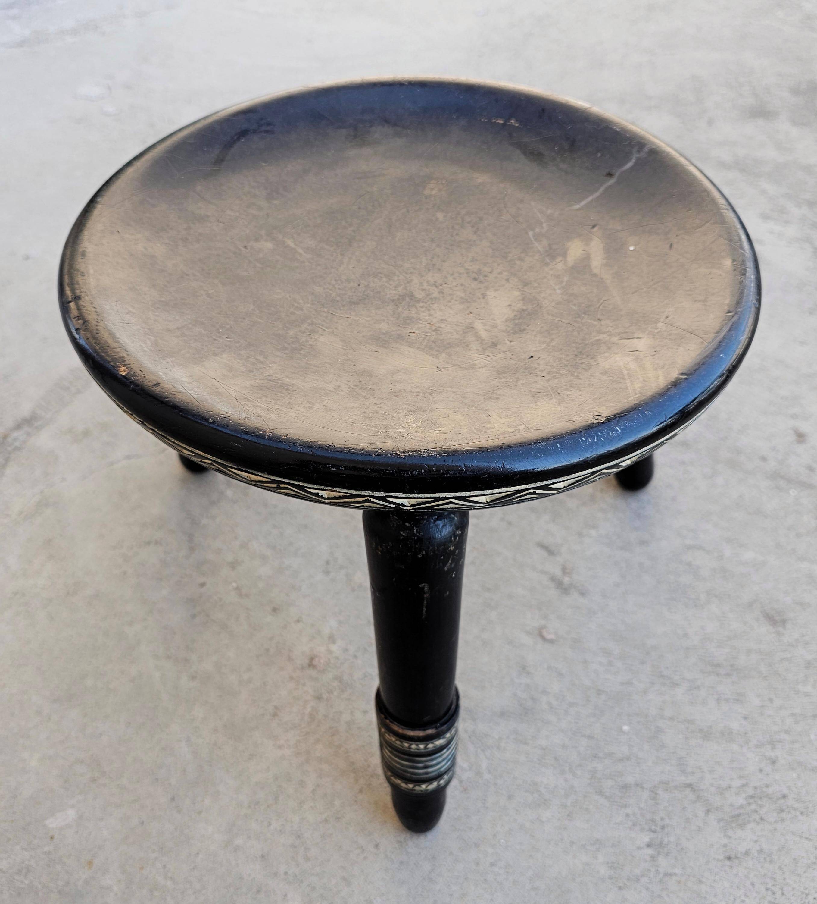 Antique hand-carved coffee table with 6 stools by Ettore Zacchari, 1900s.