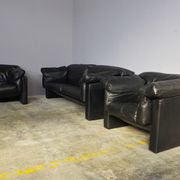 Moroso sofa set and armchairs in black leather, 1984