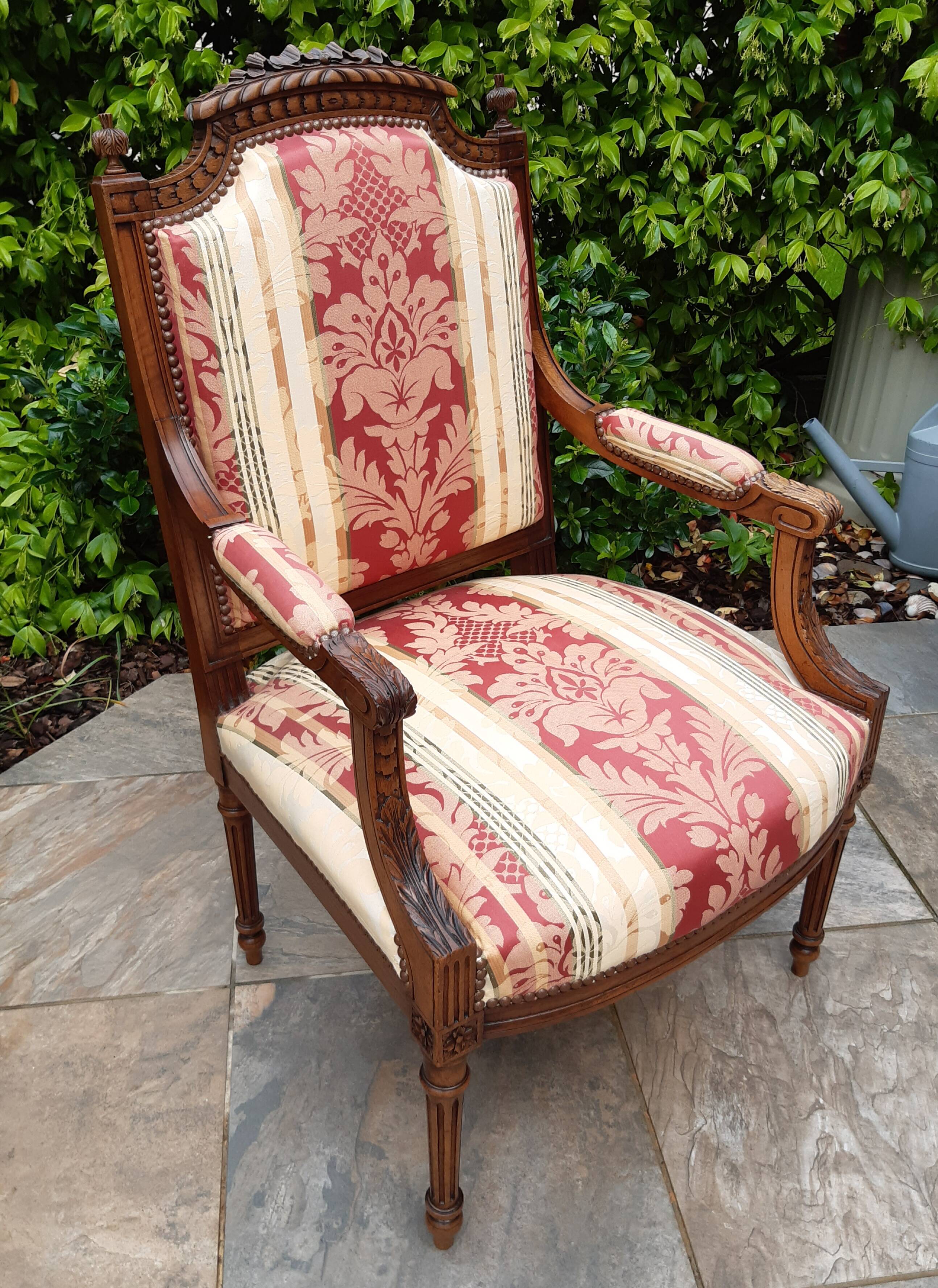 Walnut chair, LouisXVI style, late 19th
