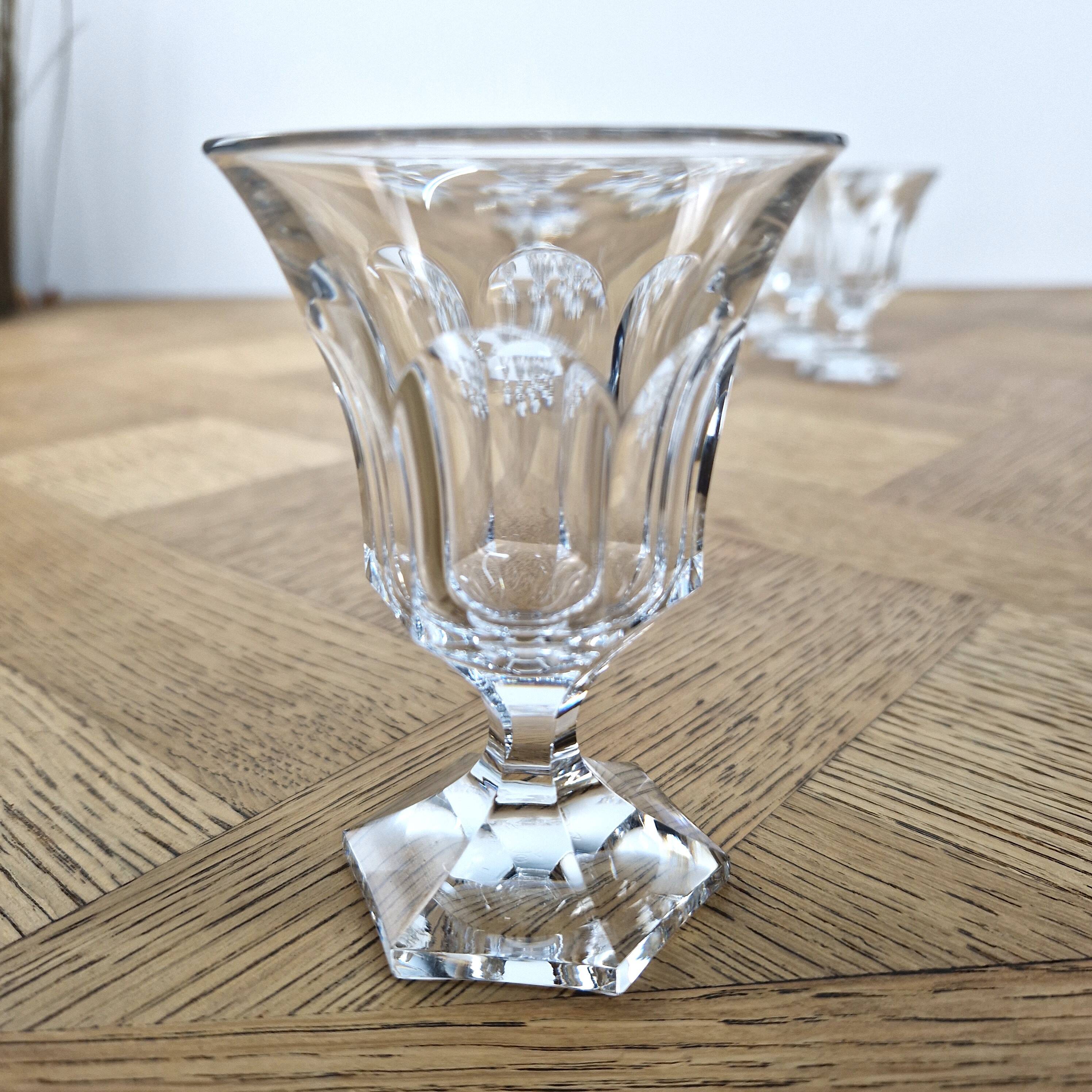 12 Villeroy & Boch cut crystal footed glasses SAAS VB – Service