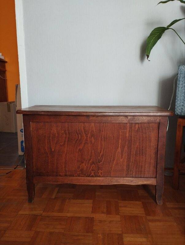 Coffre en bois