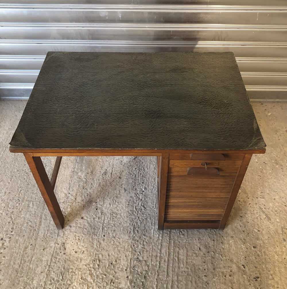 Bureau à caisson vintage circa 1950