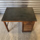 Bureau à caisson vintage circa 1950