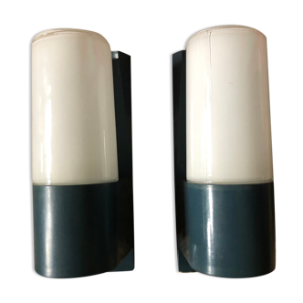 Pair of Bauhaus appliques in Bakelite and white opaline around 1950