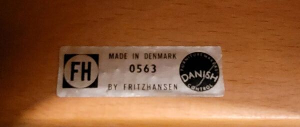 Chaise 4103 de Hans Wegner