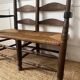 Wood and straw banquette