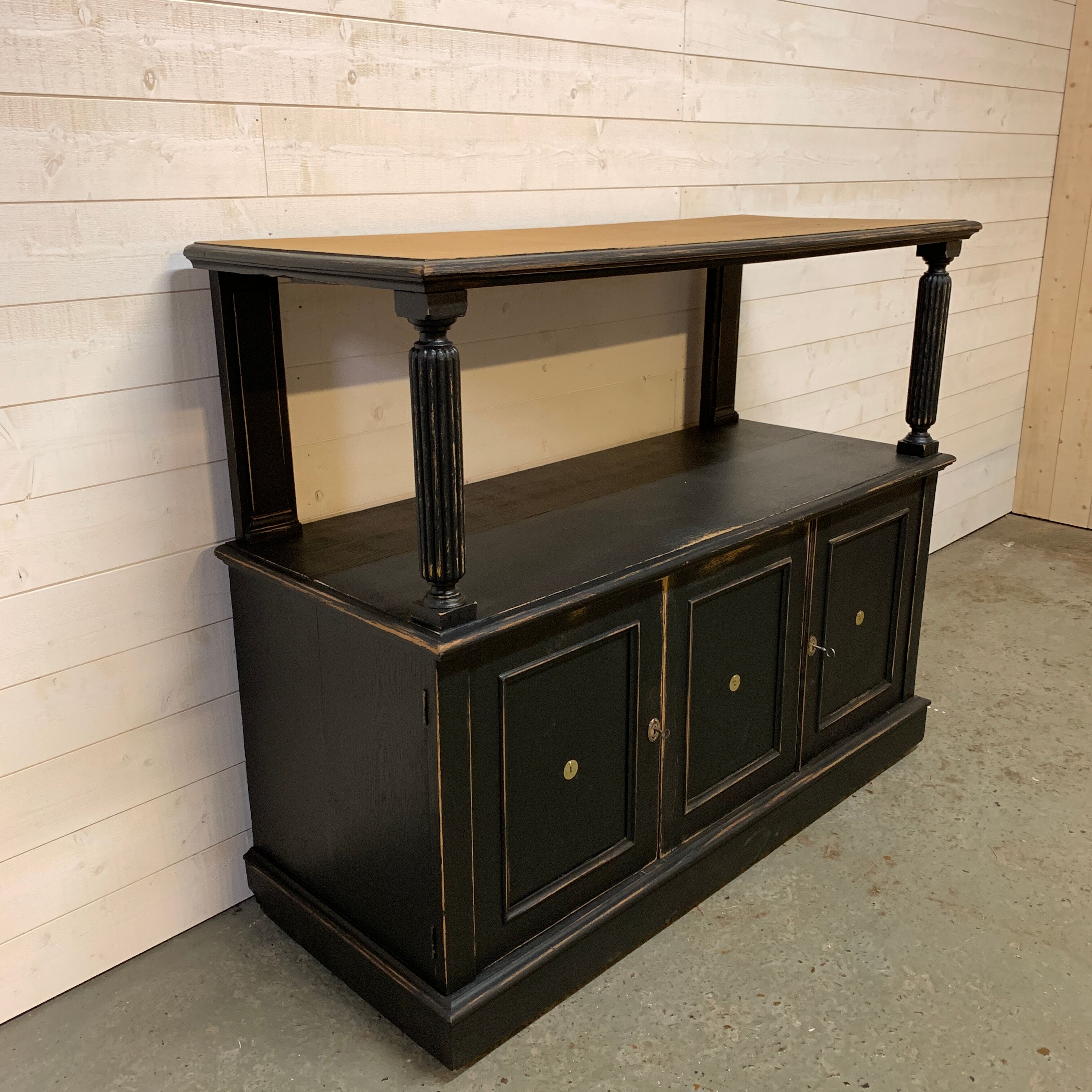 Former store counter display 1940