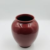Vintage vase in glazed burgundy ceramic