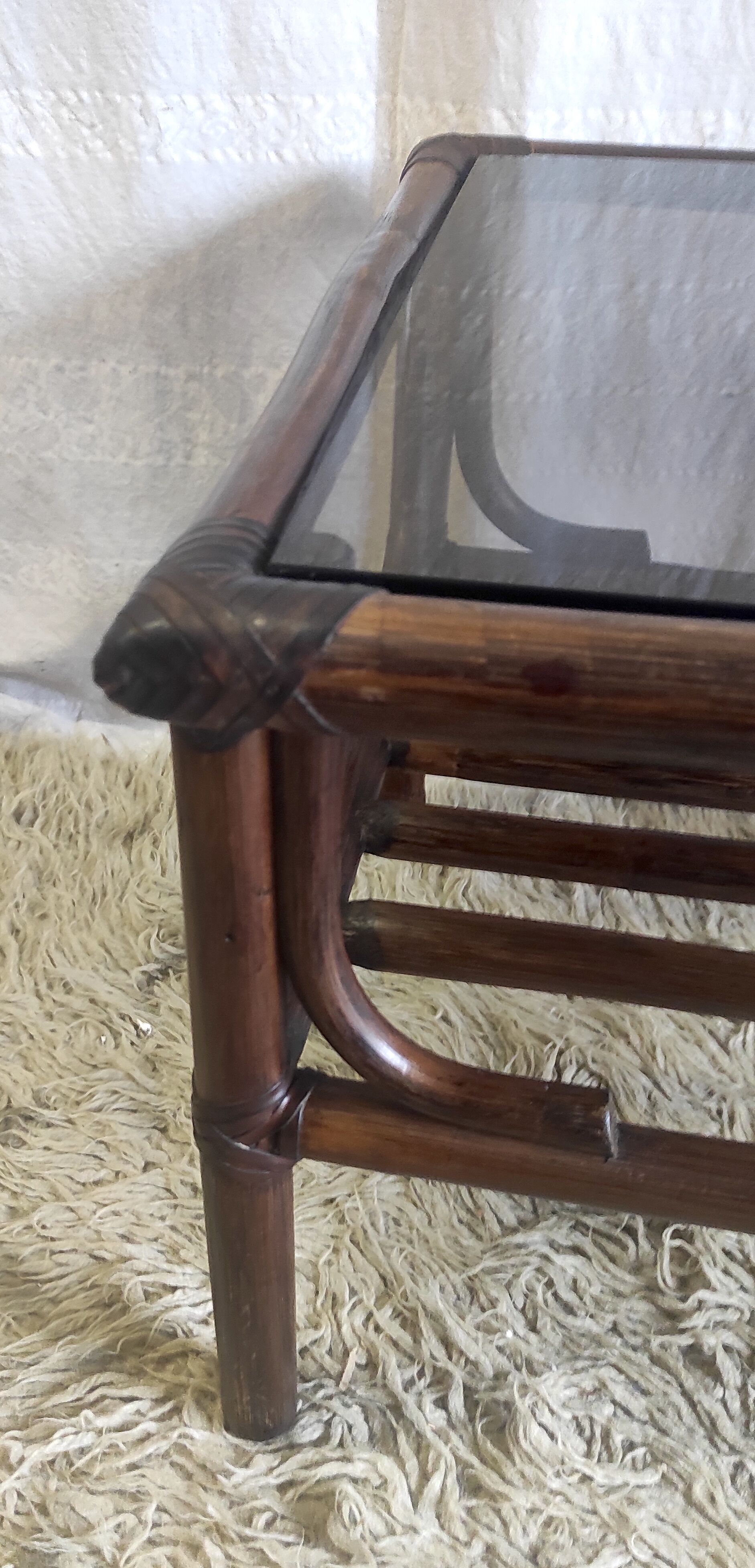 Rattan coffee table and smoked glass 60-70s