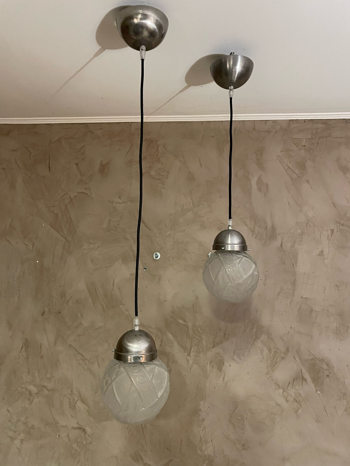 Art deco pendant lamps