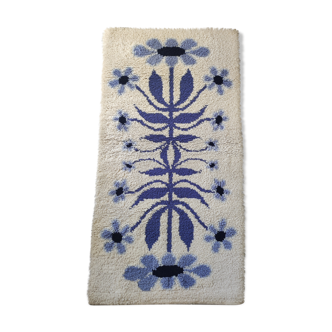 Wool carpets from the 70s  79x147cm