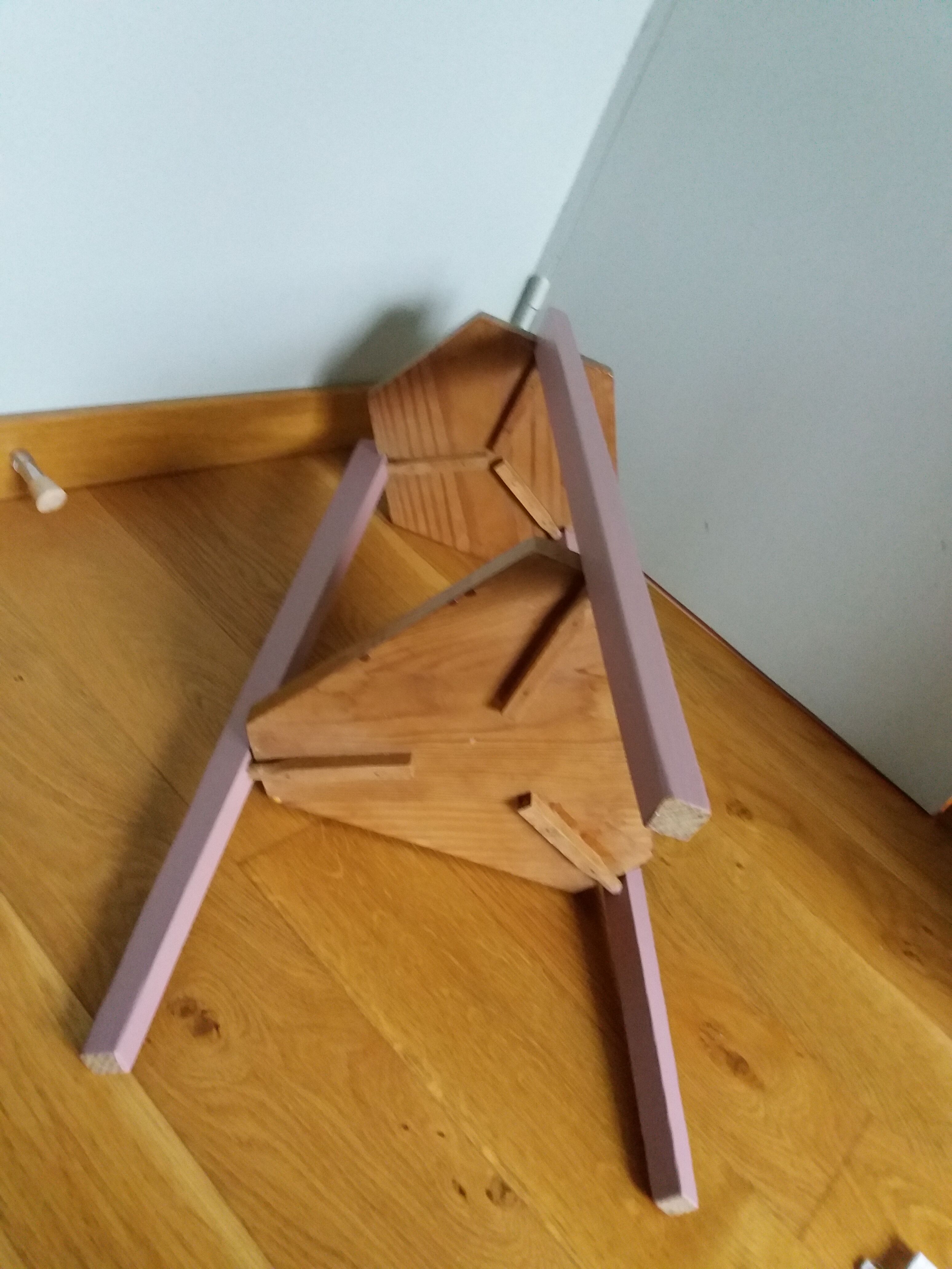 Fifth wheel plant holder revisited