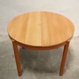 Vintage stretchy dining table