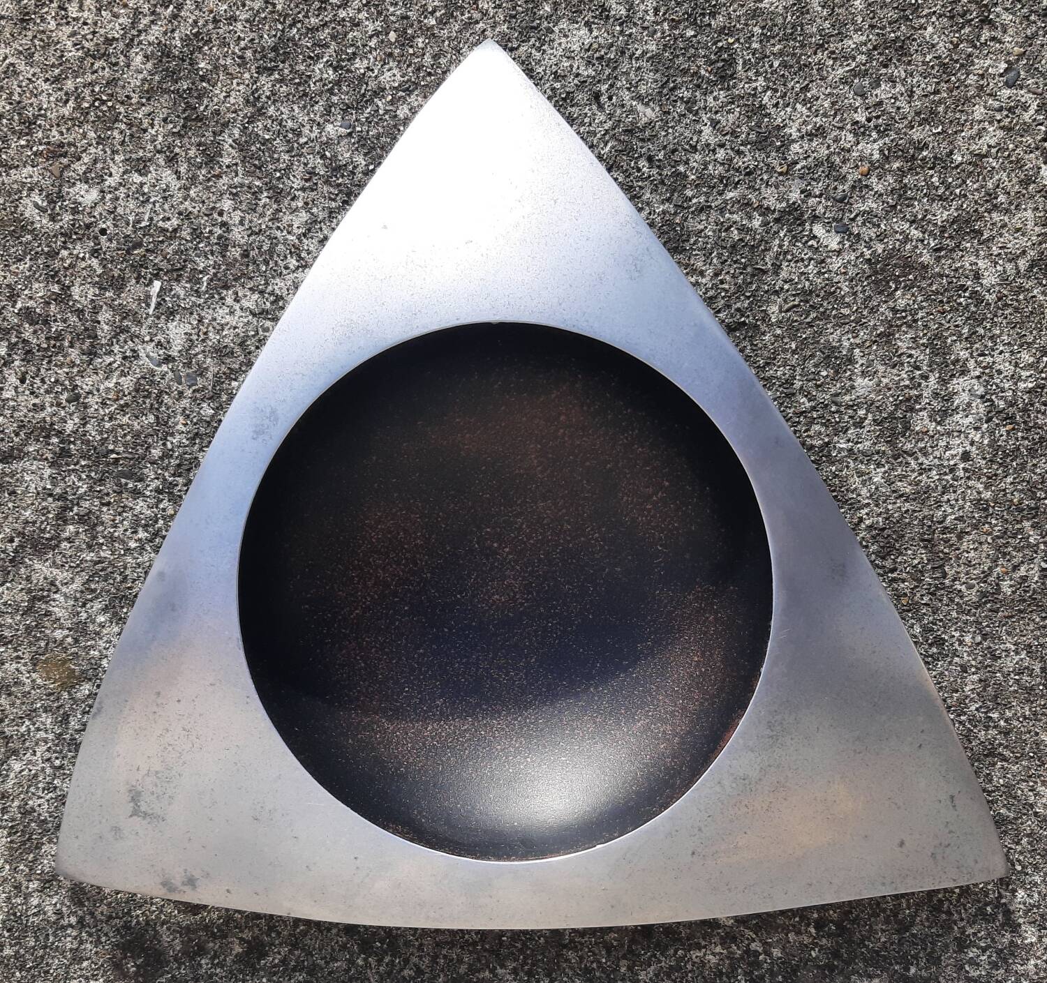 Cast aluminum ashtray or pocket emptier