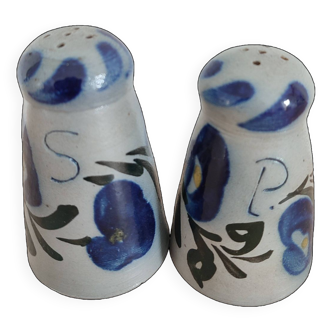 Vintage blue salt and pepper shaker set