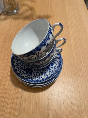 6 tasses et sous tasses en porcelaine CFC Japan H.T.C